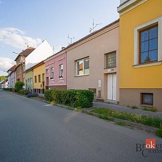 Prodej rodinného domu 85 m&sup2; Břeclav