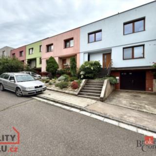 Pronájem rodinného domu 280 m² Hradec Králové