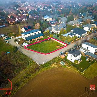 Prodej stavební parcely 748 m&sup2; Horoměřice