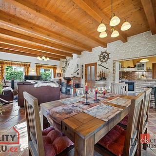Prodej rodinného domu 170 m&sup2; Libušín