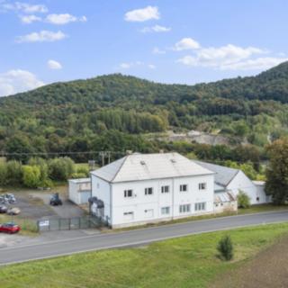Prodej skladu 1220 m² Skorošice