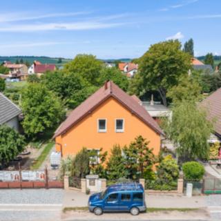 Prodej rodinného domu 98 m² Holohlavy, Na Státní