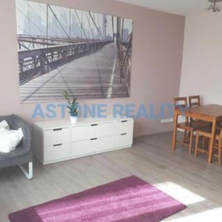 Pronájem bytu 2+kk 37 m² Praha Žižkov, Pod lipami