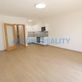 Prodej bytu 1+kk a garsoniéry 46 m² Praha, 