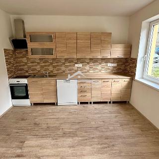 Pronájem bytu 3+kk 70 m² Havlíčkův Brod