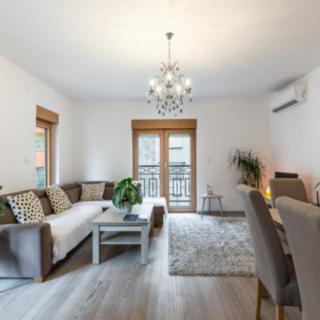 Prodej bytu 2+kk 74 m² v Černé Hoře