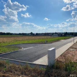 Prodej stavební parcely 1002 m&sup2; Lišany