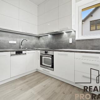 Prodej bytu 1+1 44 m² Hlinsko, Máchova