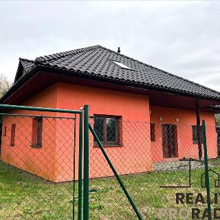 Prodej rodinného domu 175 m² Bystřice, 