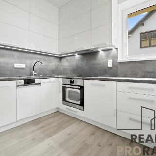 Prodej bytu 1+1 44 m² Hlinsko, Máchova