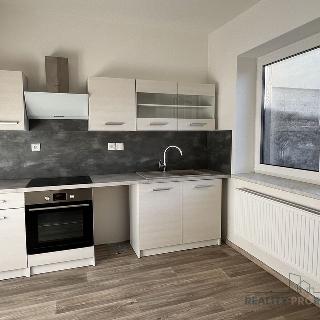 Pronájem bytu 2+1 55 m² Boleradice