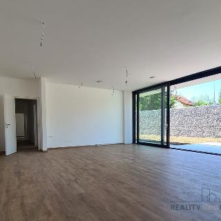 Prodej rodinného domu 203 m² Ptice, 