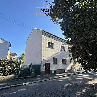 Pronájem bytu 3+1 83 m² Ostrava