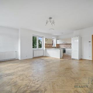 Prodej bytu 4+kk 120 m² Praha, Sečská