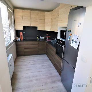 Pronájem bytu 2+1 56 m² Ostrava, Výškovická