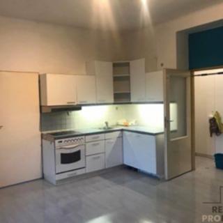 Pronájem bytu 2+kk 35 m² Praha, Na Veselí