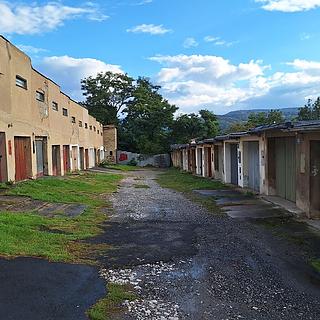 Pronájem garáže 24 m² Ústí nad Labem