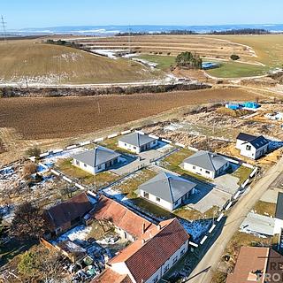 Prodej stavební parcely 4986 m&sup2; Bohdalice-Pavlovice