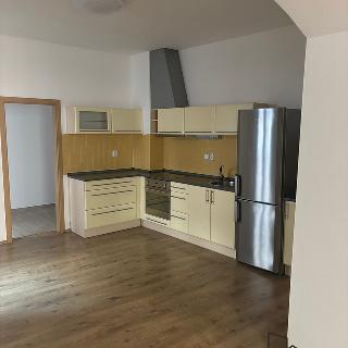 Pronájem bytu 2+kk 79 m² Olomouc, Ztracená