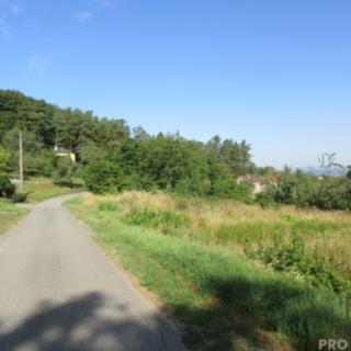 Prodej stavební parcely 1306 m&sup2; Radějov