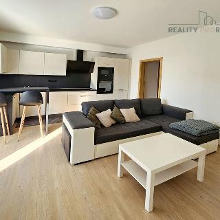 Pronájem bytu 2+kk 45 m² Hostivice, Ječná