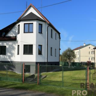 Prodej rodinného domu 182 m² Dobrá, 
