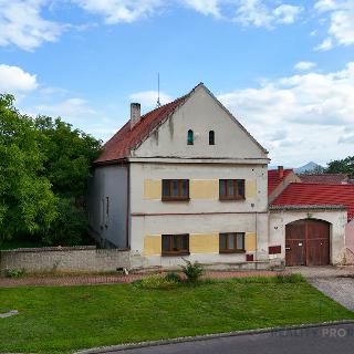 Prodej zemědělské usedlosti 252 m²