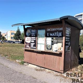 Pronájem obchodu 15 m² Kladno, Jarosl. Kociána