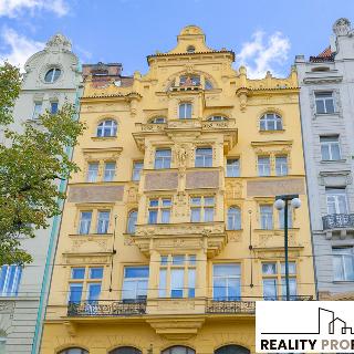 Prodej bytu 3+1 129 m² Praha, Masarykovo nábřeží