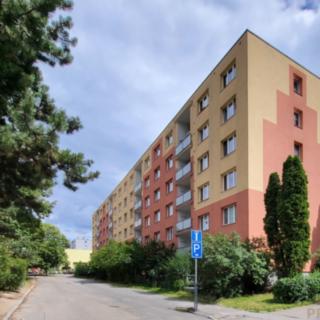 Prodej bytu 3+1 60 m² Praha Hostivař, Lyžařská