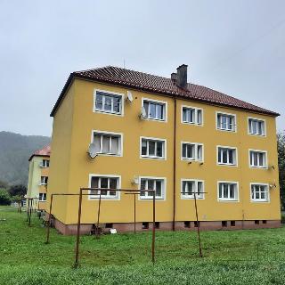 Prodej bytu 2+1 60 m² Jakubčovice nad Odrou, Dobešovská