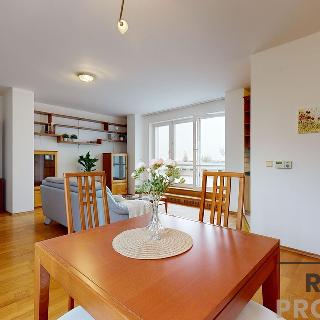 Prodej bytu 3+1 104 m² Praha