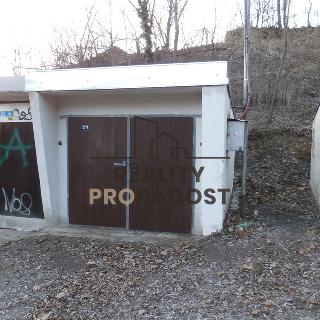 Prodej garáže 18 m² Znojmo, Kuchařovická