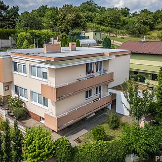 Prodej rodinného domu 420 m&sup2; Bzenec