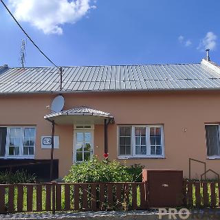 Prodej rodinného domu 328 m² Holešov, 