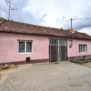 Prodej rodinného domu 259 m² Prušánky, 