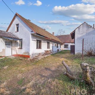 Prodej rodinného domu 130 m² Kostěnice, 