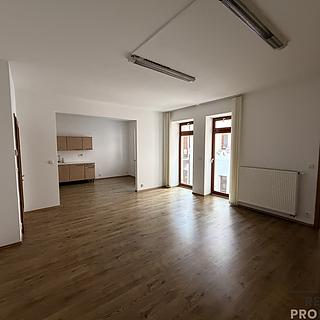 Pronájem bytu 2+kk 76 m&sup2; Olomouc