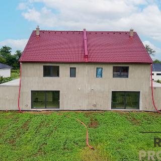 Prodej rodinného domu 238 m² Medlov, 