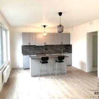 Pronájem bytu 3+kk 85 m² Praha