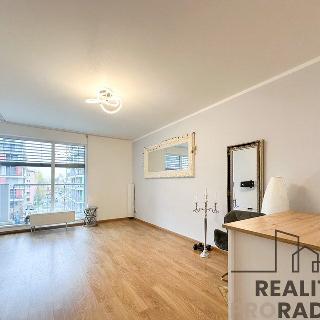 Pronájem bytu 2+kk 57 m² Praha