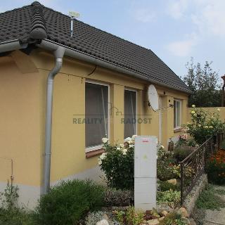 Prodej rodinného domu 140 m² Lechovice, 