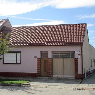 Prodej rodinného domu 247 m² Strážnice, Bartošova