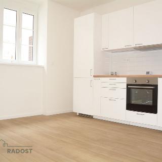 Prodej bytu 3+1 70 m² Praha, 