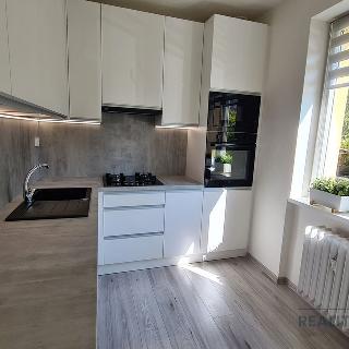 Prodej bytu 3+1 66 m² Třinec, Štefánikova