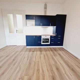 Pronájem bytu 2+kk 69 m² Brno, Antonínská