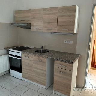 Pronájem bytu 3+1 90 m² Brno, Vyšehradská