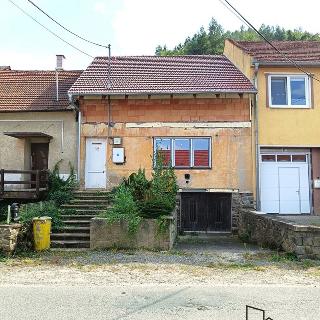 Prodej rodinného domu 197 m² Račice-Pístovice, 