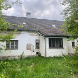 Prodej rodinného domu 220 m&sup2; Vlkanov