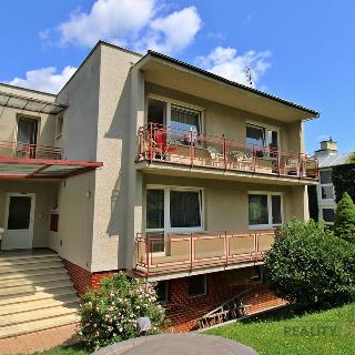 Prodej rodinného domu 234 m² Luhačovice